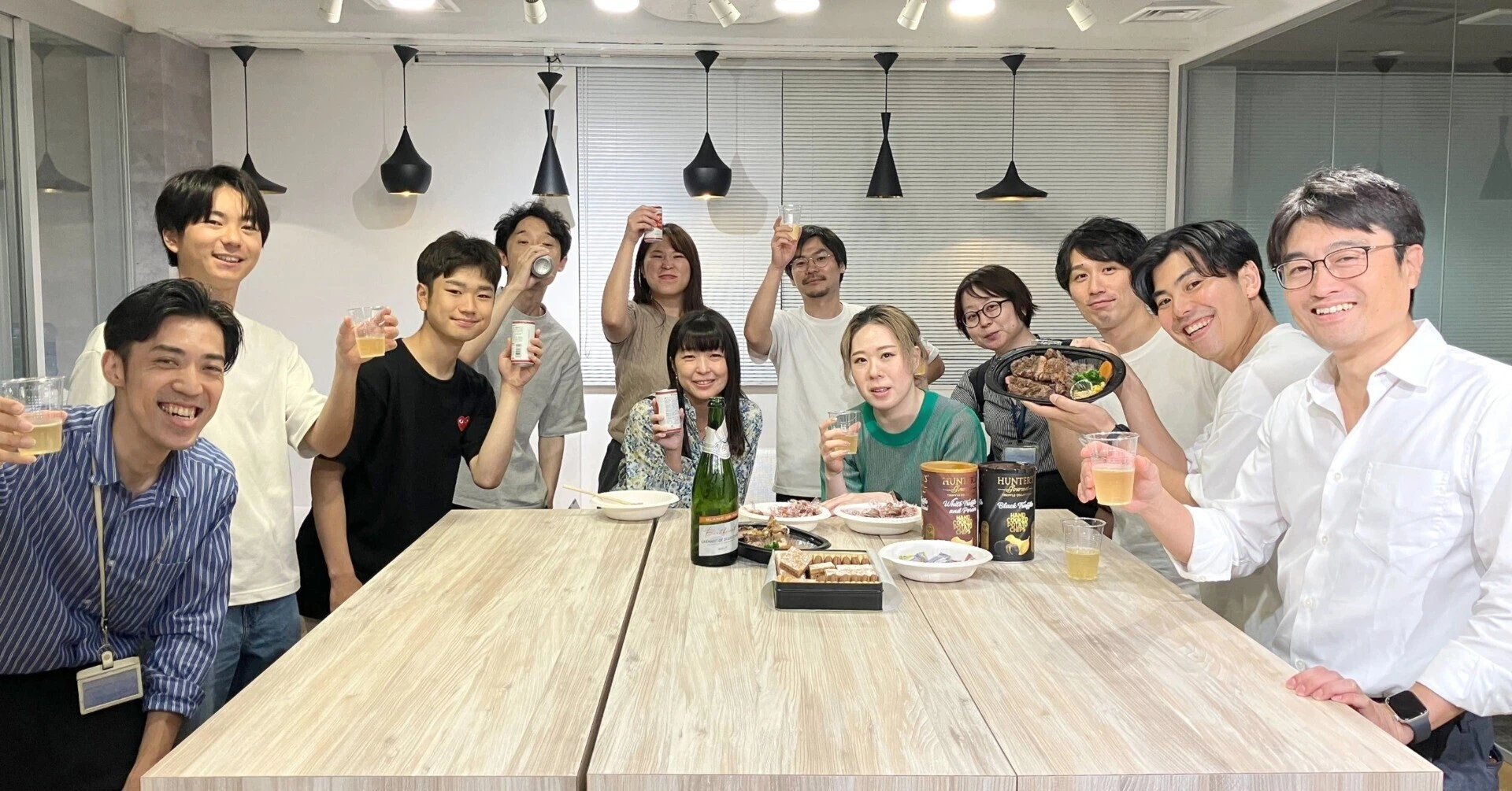創立12周年に乾杯を。ClipLineワイン部の粋な計らい