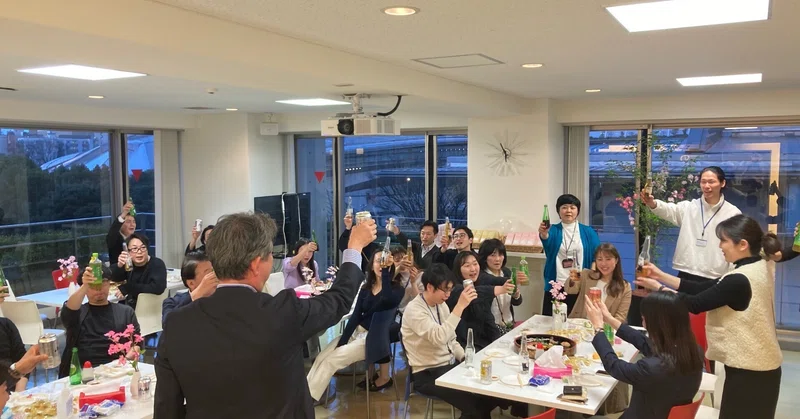 会社に桜の木を取り寄せて、お花見会やりました