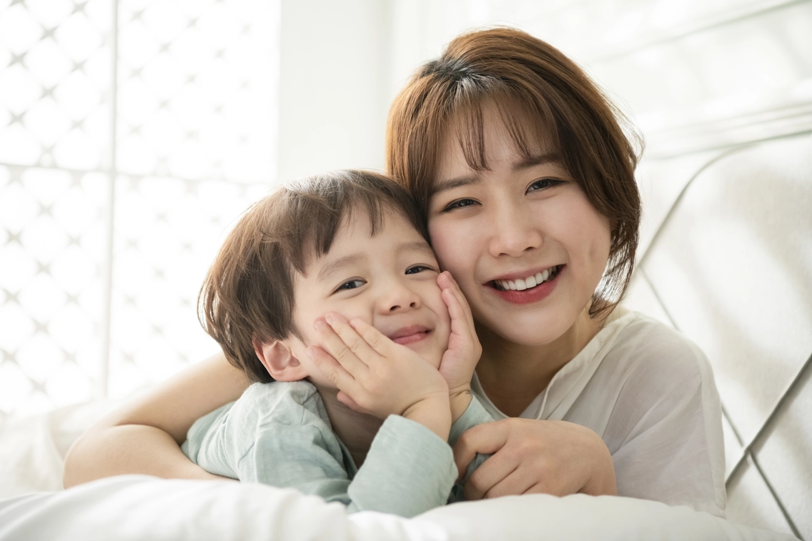 「子育てしながら働きやすい会社10選」に当社が選出されました