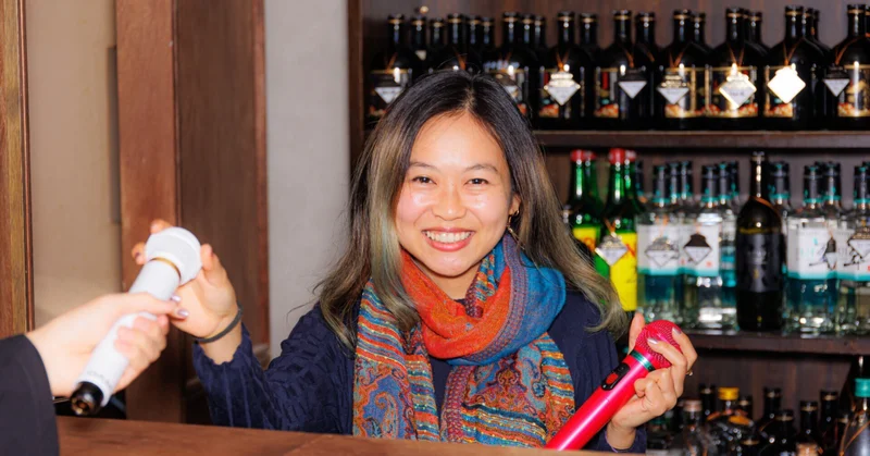 私も強がり女子。昼は外資マーケのバリキャリがスナックの立ち上げにジョインした訳 〈水中 メンバーインタビュー〉