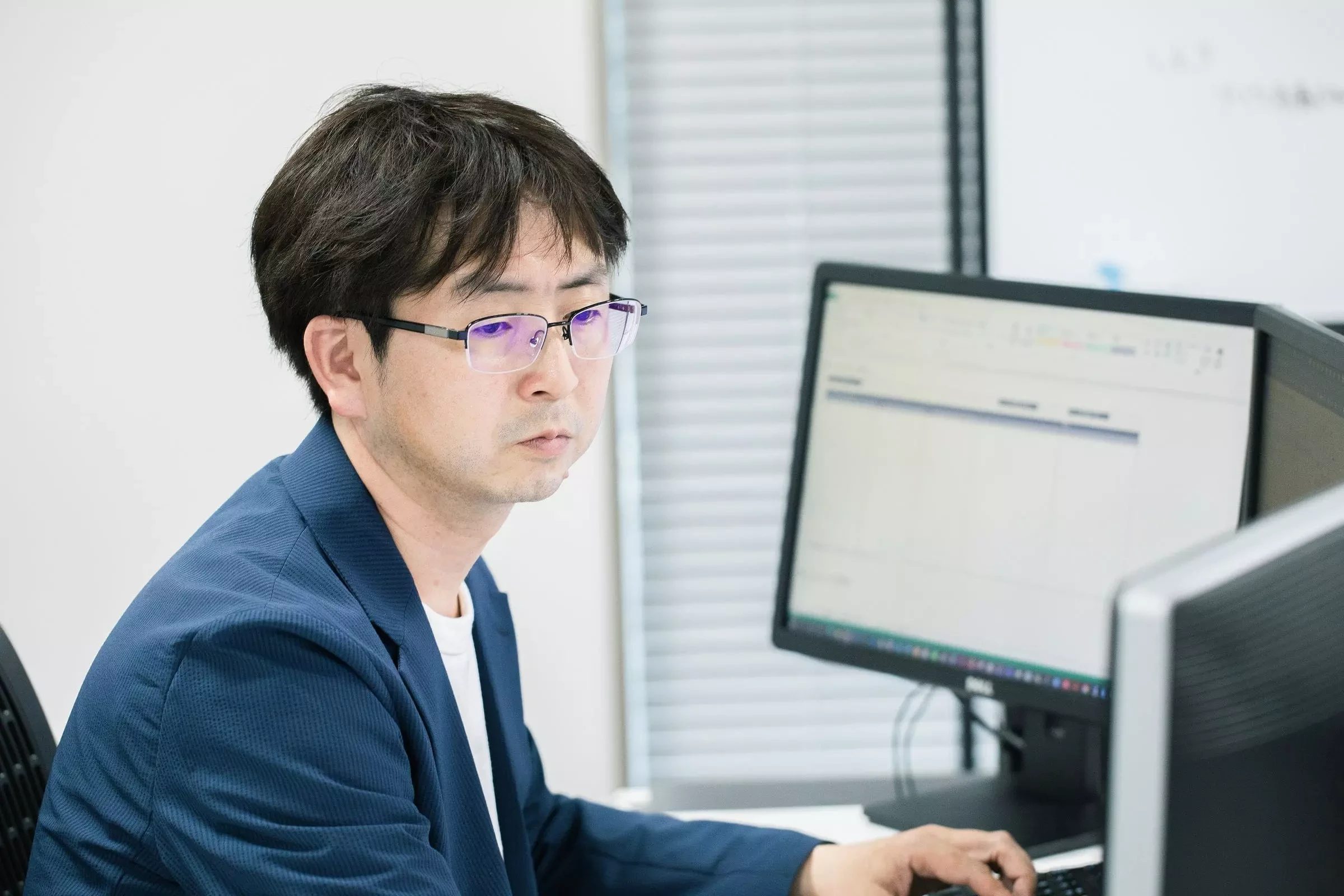 「転がるチャンスをどうするかは自分次第」アステックペイント情報システム部課長インタビュー