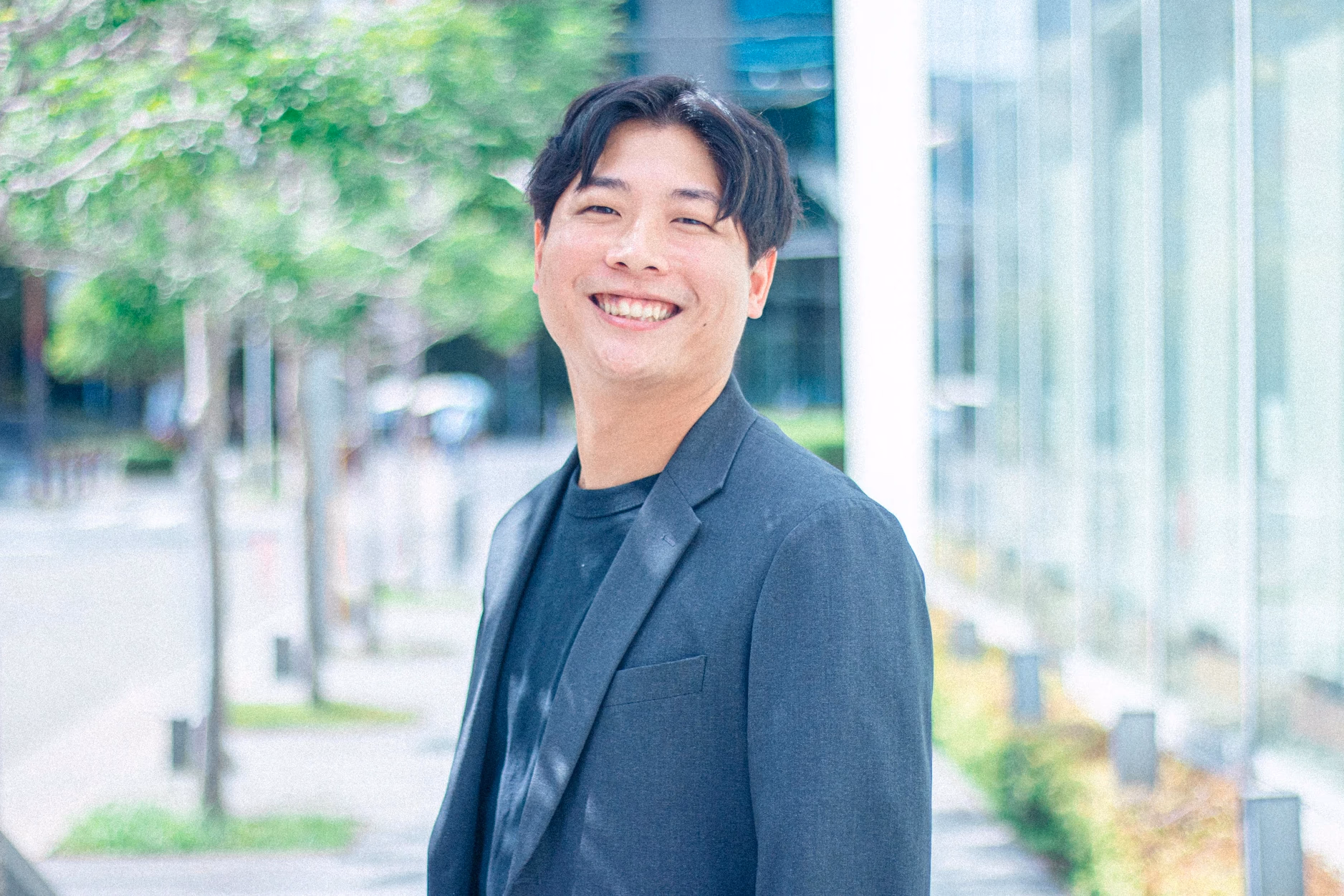 「自分の意志で生きる人を増やす」ビジョンに共感し入社。CA部門スピード昇格を経て、新卒採用責任者に挑む現在地