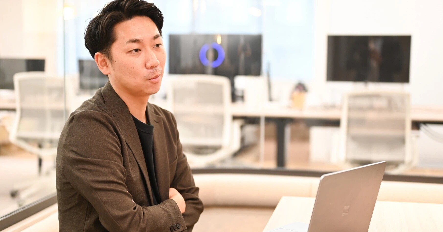 【代表取材】シリーズB資金調達──EDEYANS が「ホテル業界標準OS」と「客室清掃オペレーション」で世界の宿泊を支える