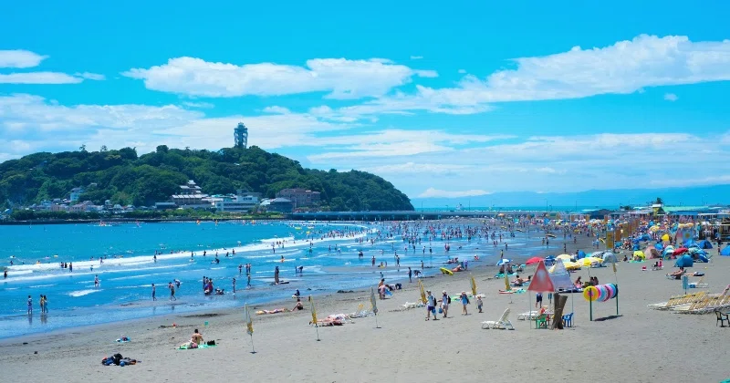 観光産業戦略分析「観光客は増えているのに、海は儲からない？」湘南の夏で起きていること